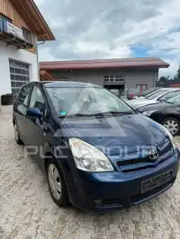 2004 Toyota COROLLA