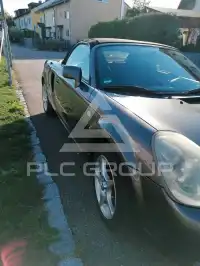 2004 Toyota MR2