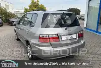 2004 KIA Carens