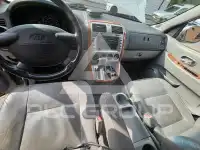 2004 KIA Carnival