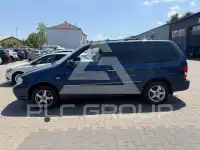 2004 KIA Carnival