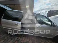 2004 KIA Carnival