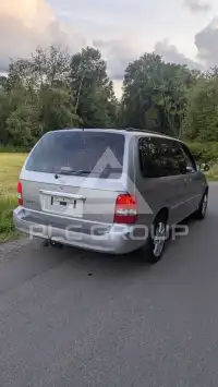 2004 KIA Carnival