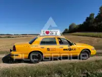 2004 Ford CROWN
