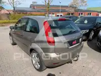 2004 Ford FIESTA