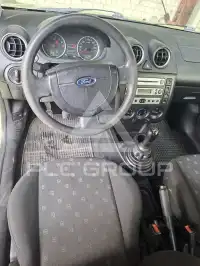 2004 Ford FIESTA