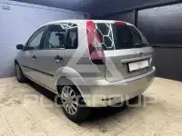 2004 Ford FIESTA