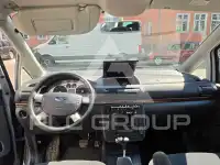 2004 Ford GALAXY