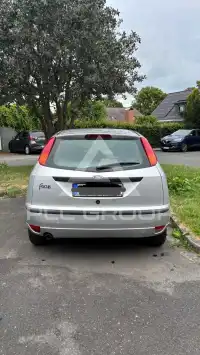 2004 Ford FOCUS