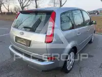 2004 Ford FOCUS
