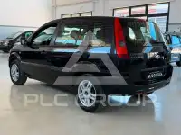 2004 Ford FUSION