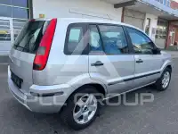 2004 Ford FUSION