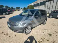 2004 Ford FUSION