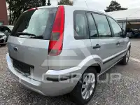 2004 Ford FUSION