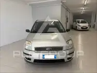 2004 Ford FUSION