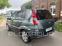 2004 Ford FUSION