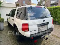 2004 Ford EXPLORER
