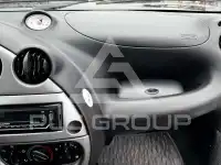 2004 Ford KA
