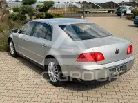 2004 Volkswagen PHAETON