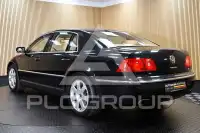 2004 Volkswagen PHAETON