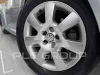 2004 Volkswagen BEETLE
