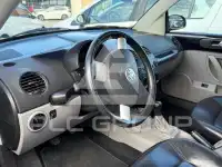 2004 Volkswagen BEETLE