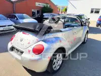 2004 Volkswagen BEETLE