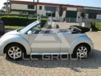 2004 Volkswagen BEETLE