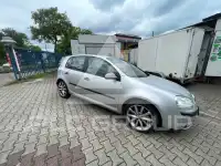 2004 Volkswagen GOLF