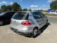 2004 Volkswagen GOLF