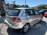 2004 Volkswagen GOLF