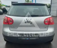 2004 Volkswagen GOLF