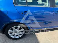 2004 Volkswagen GOLF
