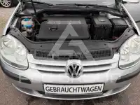 2004 Volkswagen GOLF