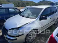 2004 Volkswagen GOLF