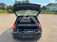 2004 Volkswagen GOLF