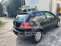 2004 Volkswagen GOLF