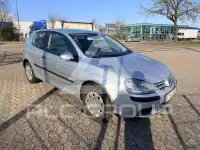 2004 Volkswagen GOLF