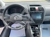 2004 Volkswagen GOLF