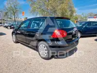 2004 Volkswagen GOLF