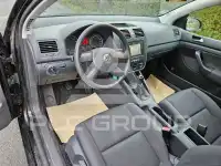 2004 Volkswagen GOLF