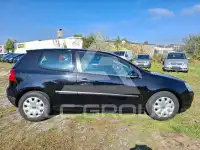 2004 Volkswagen GOLF
