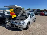 2004 Volkswagen GOLF