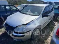 2004 Volkswagen GOLF