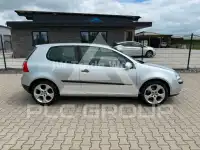 2004 Volkswagen GOLF