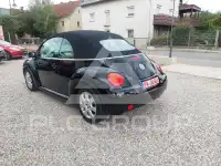 2004 Volkswagen BEETLE