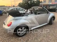 2004 Volkswagen BEETLE
