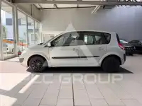 2004 Renault Scenic