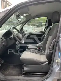 2004 Opel MERIVA