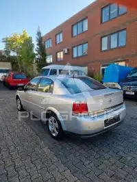 2004 Opel Vectra